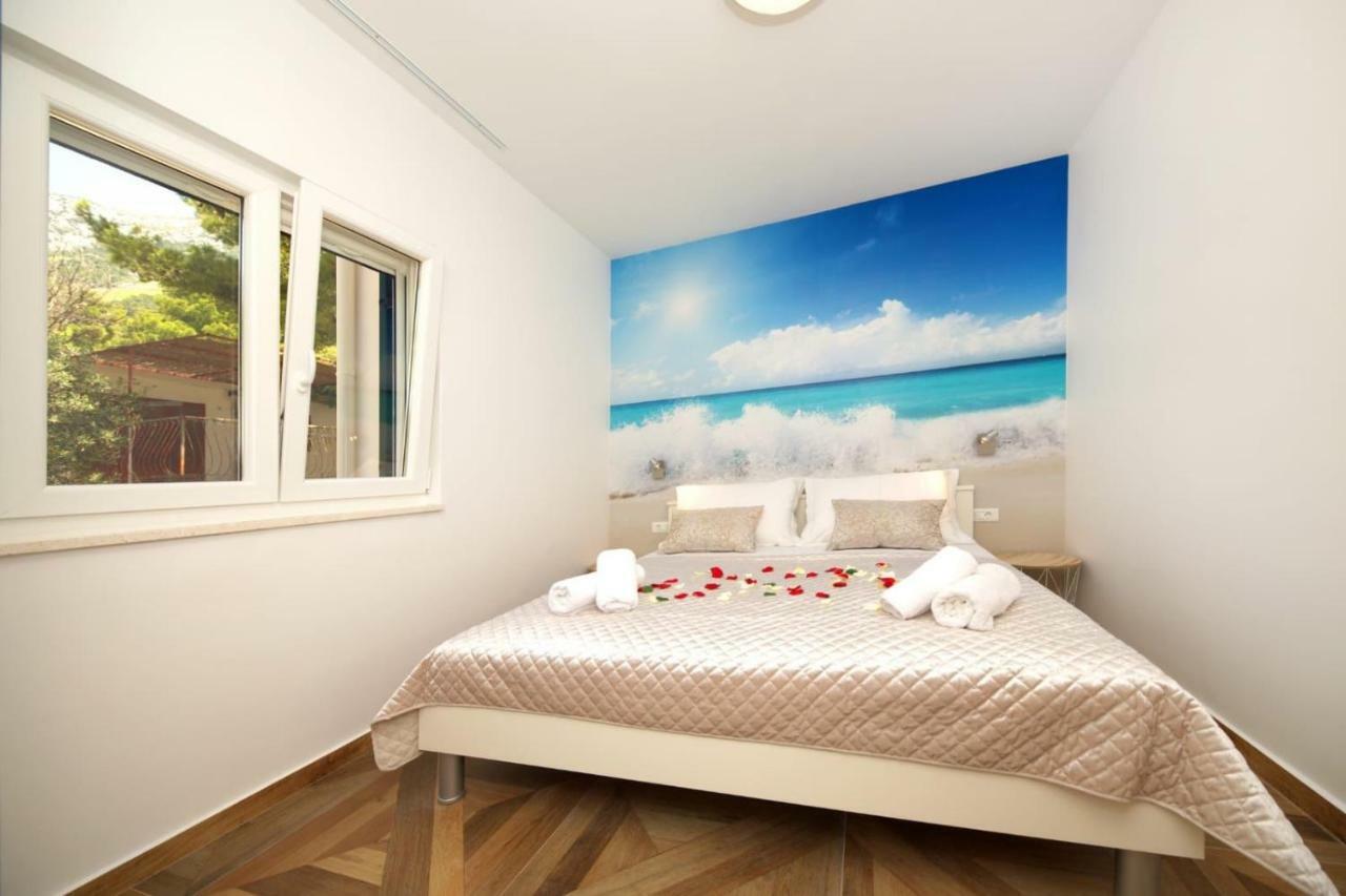 Redstone Luxury Apartments สเวตา เนเดลยา ภายนอก รูปภาพ