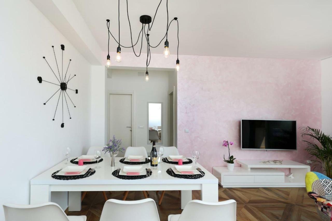 Redstone Luxury Apartments สเวตา เนเดลยา ภายนอก รูปภาพ